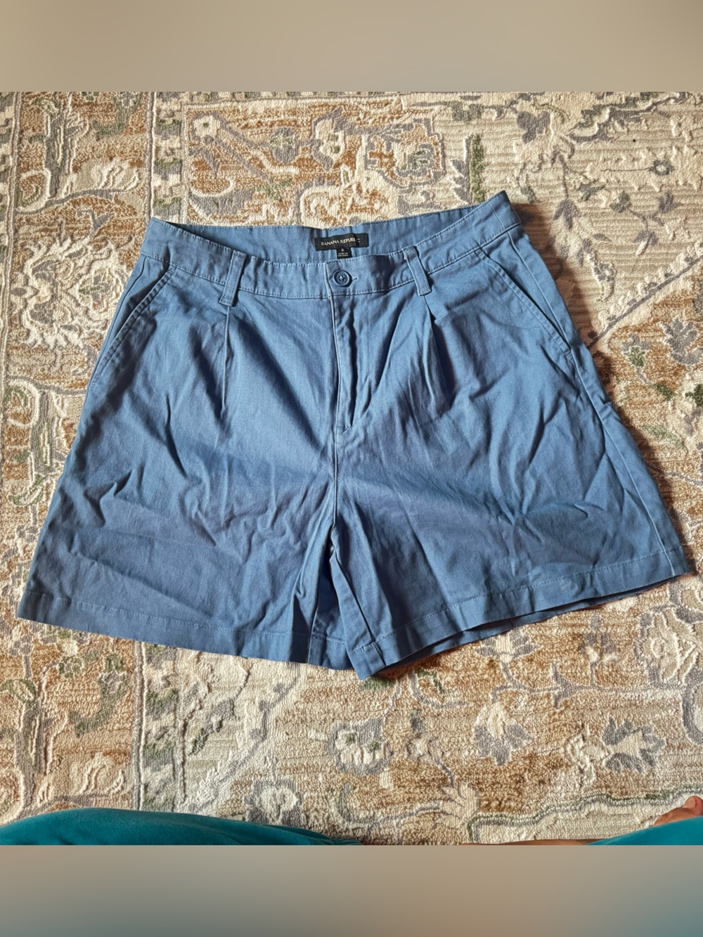 Banana Republic Blue Women’s Pleated Shorts
